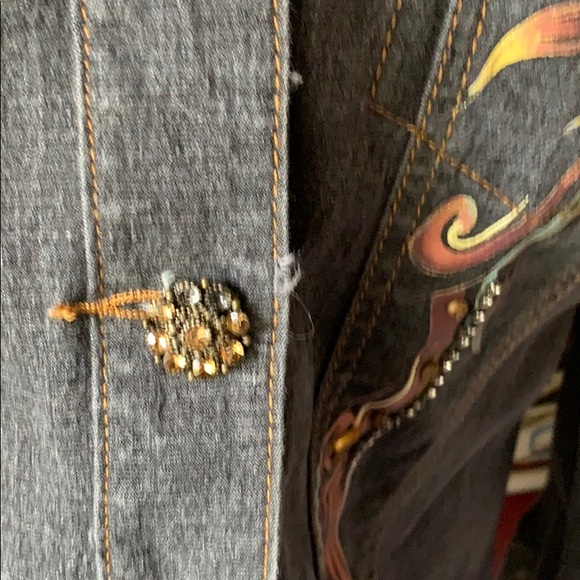 DG2 Diane Gilman painted jean jacket medium - Picture 9 of 9